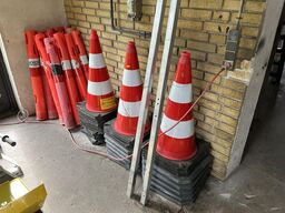 Vej afspærringsmateriel