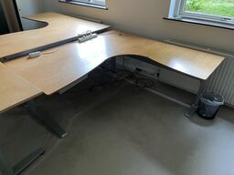 Cube, hjørne hæve/sænke bord