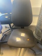 Fire kontorstole, assorterede 