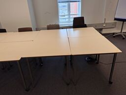 Seks mødeborde med hjul