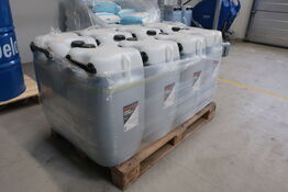 8 stk. kølervæske 60 liter 