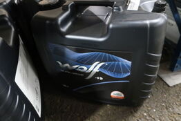 40 liter motorolie WOLF Tractofluid 170BM 