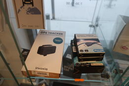 Diagnosestik, GPS tracker samt kabler 