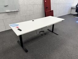 El. hæve/sænke skrivebord 