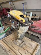 Stamper, Wacker Neuson WM 100