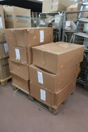 7 kasser med paprør