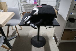 Cafebord med 4 stk. tæpper