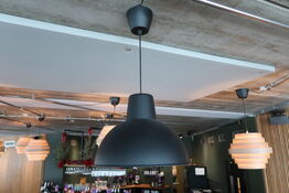 3 stk. loftlamper i sort metal