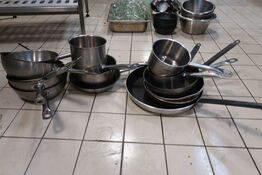 Diverse gryder & pander