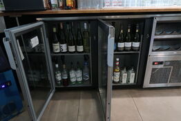 Stort parti vin mm. I anbrud