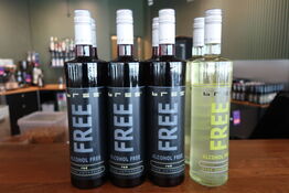 8 flasker rød/hvidvin 