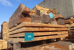 Parti blandet Lærk/Douglas/Robinie