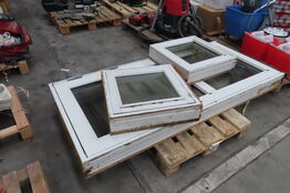 1 dør og 2 stk vinduer