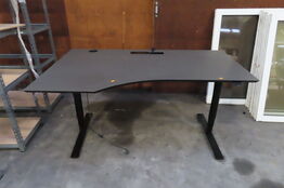 Hæve-/sænkebord med forlænger DENCON