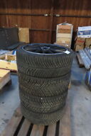 4 Stk vinterdæk på fælg MICHELIn