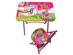 Børnebordssæt i pink farve.