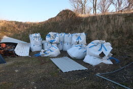 Bigbags, tagplader, div. Sten, fliser, tagplader m.m.