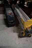 2 stk. arbejdsbukke & bord