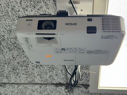 Projektor EPSON EB-1945W