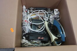 Gammel telefon og strygejern