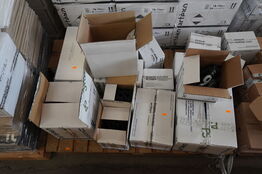 Palle med div. hårprodukter fra bl.a. ARTEGO 