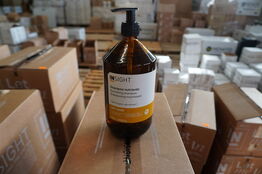 18 stk. INSIGHT shampoo 900ml. ID: IDR210