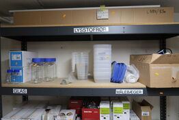 Div. Laboratorieudstyr, glas m.m.