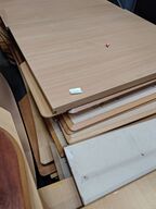 Palle med bordplader.  Assorterede. 