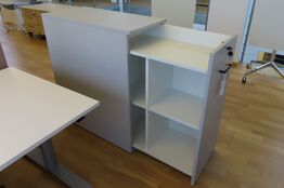 Arkivskab./Udtræksskab Mrk. Fumac.