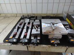 Lot med maskinskruestik og spændeblokke