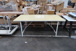 Sildebensbord Herringbone Tile