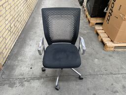 Kontorstol VITRA ID AIR