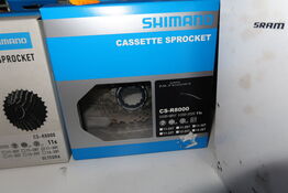 4 stk. kassetter SHIMANO CS-R8000, CS-R8000 m.fl.