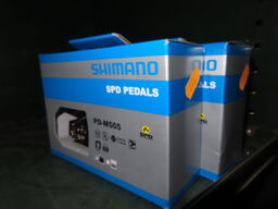 2 pakker pedaler SHIMANO PD-M505