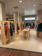 Tøjstativer/borde - Fyrretræs tøjstativer/displayborde