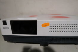 Projektor SANYO PLC-XK2200