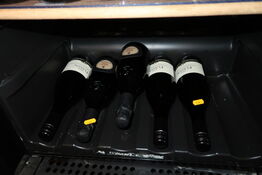 5 flasker blandet vin