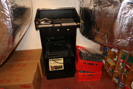 Skrivepult (uden computer)