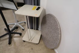 4 stk. barborde samt børnestol TRIP TRAP