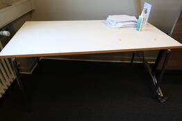 Bord samt 2 stk. klapborde