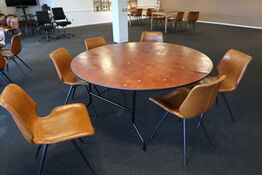 Klapbord med 6 stk. spisebordsstole