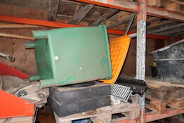 Palle med spand m.m.