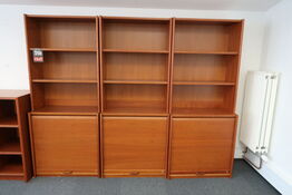 9 stk. Skabe med indbygget jalousiskabe