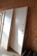 Dør med karm, Venstre ind - 82,5x204 cm