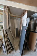 Stort parti plader m.m. 