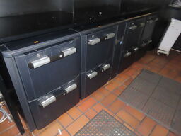 Kølebord med 8 skuffer til ølkasser GAMKO TC-100 Euro-line