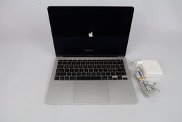 Apple Macbook Air M1 13" 