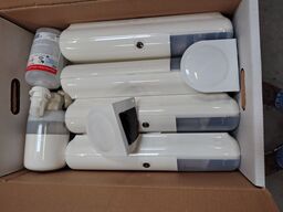 Tre kasser Tork dispensere, assorterede
