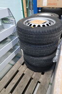 4 stk. fælge med dæk CONTINENTAL 225/55 R 17 C