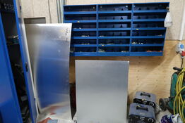 3 stk. sortimentsreoler med indhold samt div. Jern m.m.